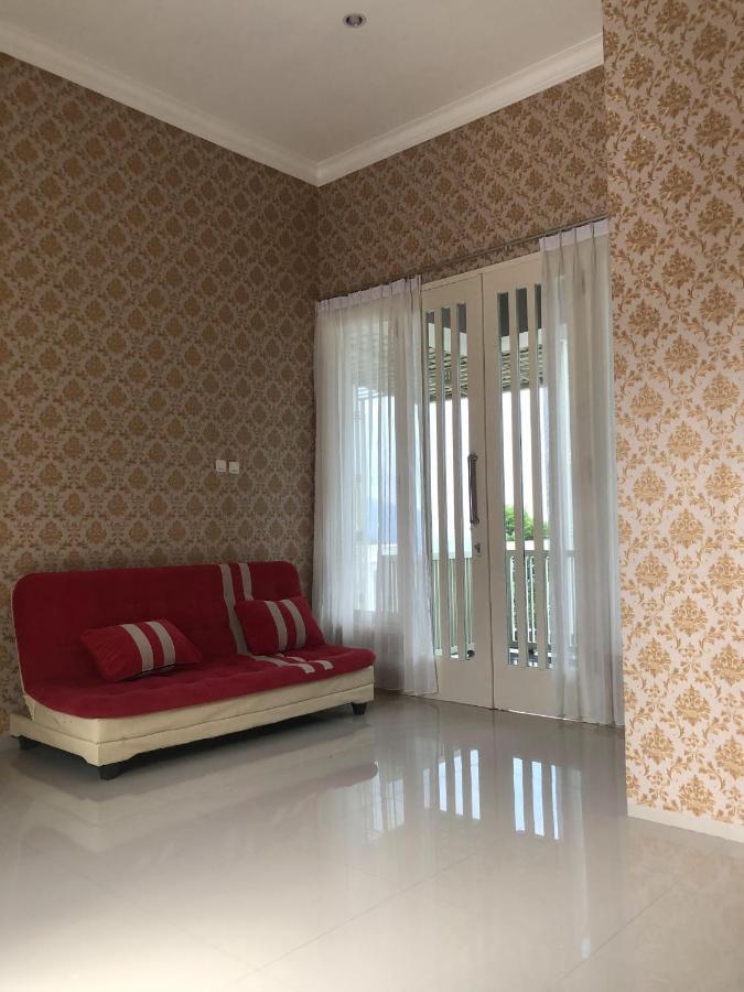 Villa Kusuma Hill A8 Batu  Εξωτερικό φωτογραφία
