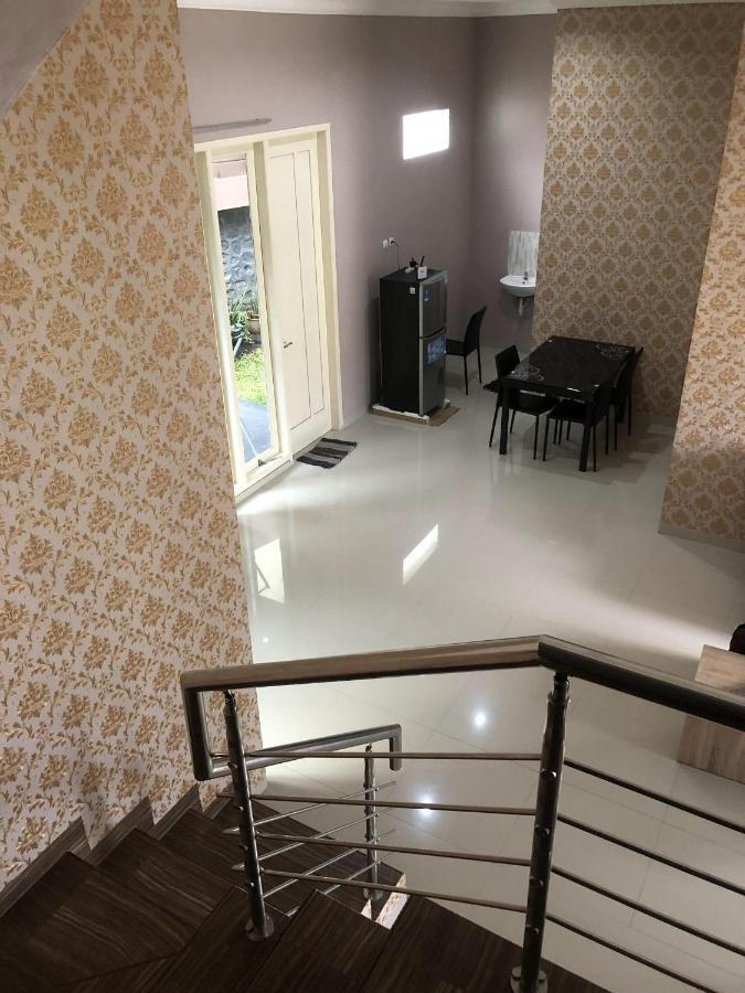 Villa Kusuma Hill A8 Batu  Εξωτερικό φωτογραφία