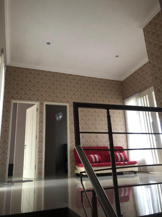 Villa Kusuma Hill A8 Batu  Εξωτερικό φωτογραφία