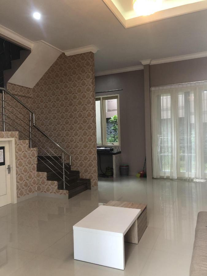 Villa Kusuma Hill A8 Batu  Εξωτερικό φωτογραφία